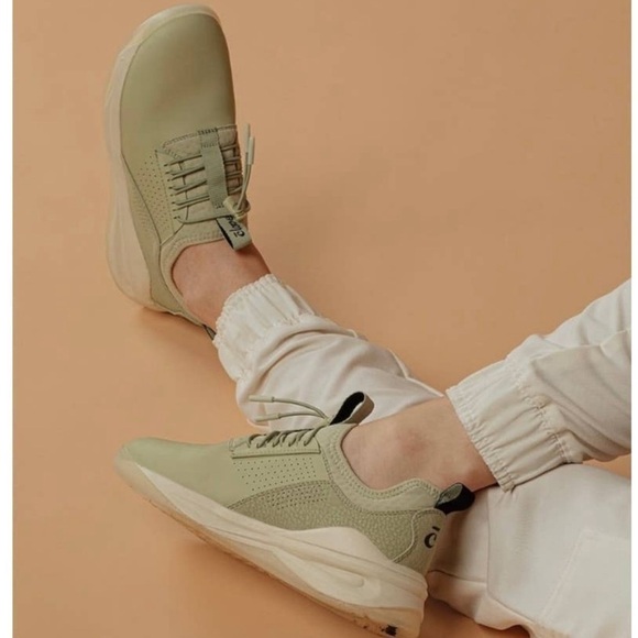 NEW CLOVE Sage Green Limited Edition Classic Nursing Shoes - Picture 11 of 13